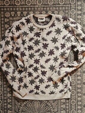 Northern Reflections Vintage Crewneck Sweater with Autumn Leaf Print